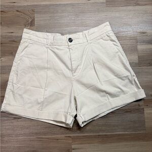 EVERLANE THE PLEATED CHINO SHORT
